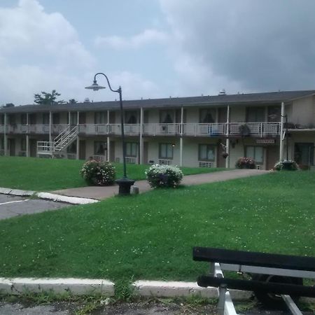 Ken Bar Lodge Gilbertsville Exterior foto